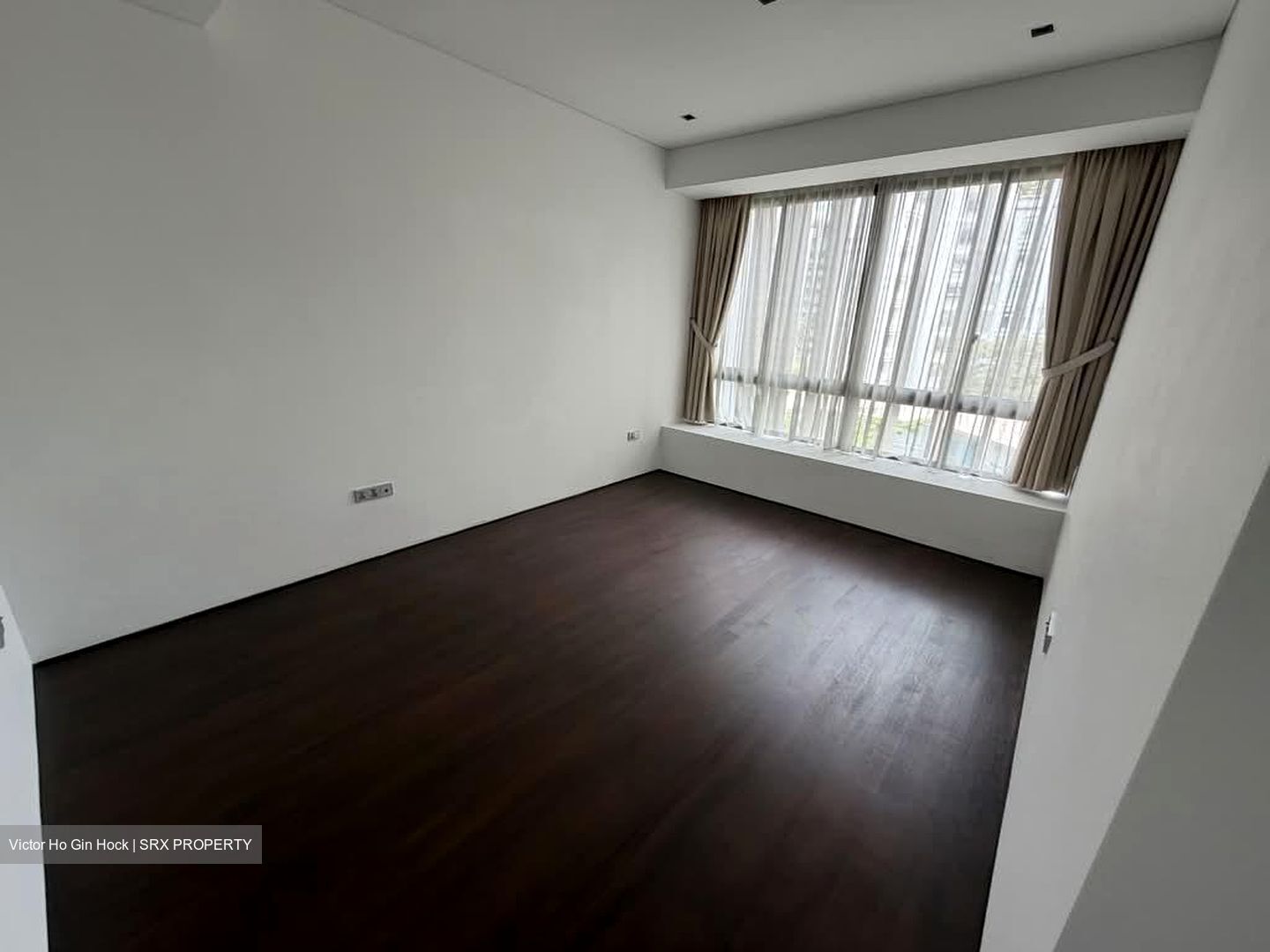 Sui Generis (D10), Condominium #573785731